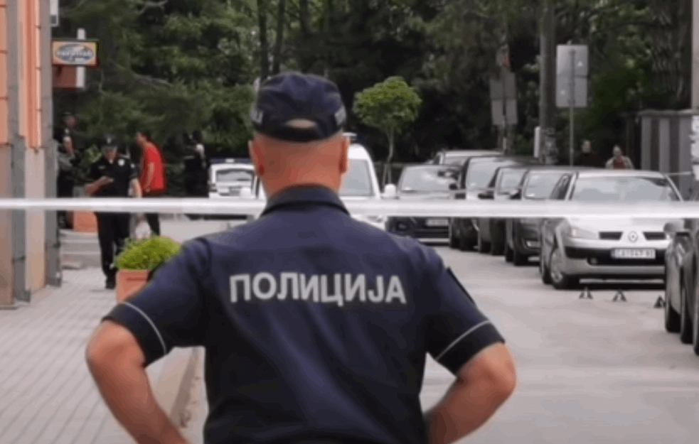 <span style='color:red;'><b>SAMOUBISTVO</b></span> U ŽELEZNIKU: Policijski službenik pucao sebi u glavu